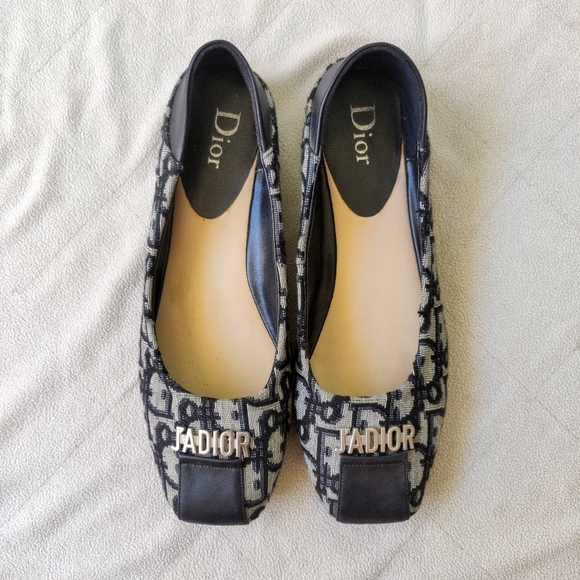 Authentic Dior J'adior Flats - Picture 5 of 9